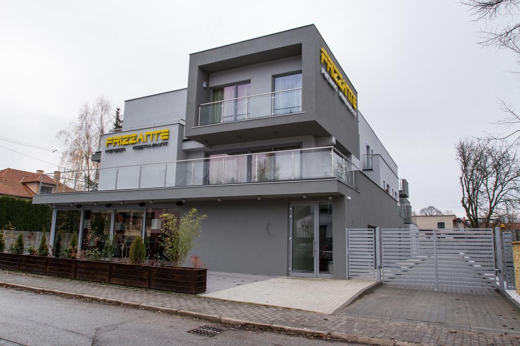 Guest House Frizzante Turčianske Teplice Esterno foto