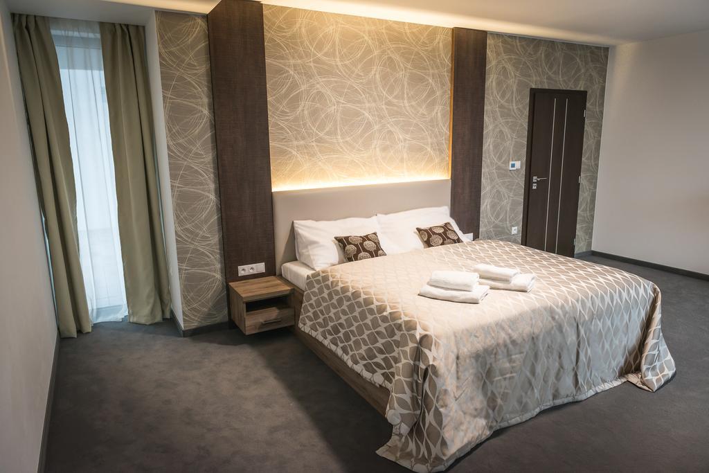 Guest House Frizzante Turčianske Teplice Esterno foto